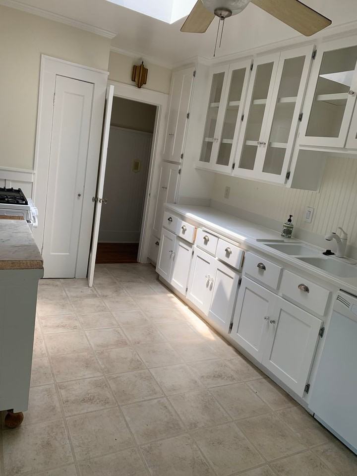 1145 Grandview Dr - Photo 4 of 14