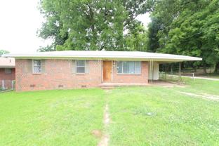 908 2nd St W - Photo 1 of 1