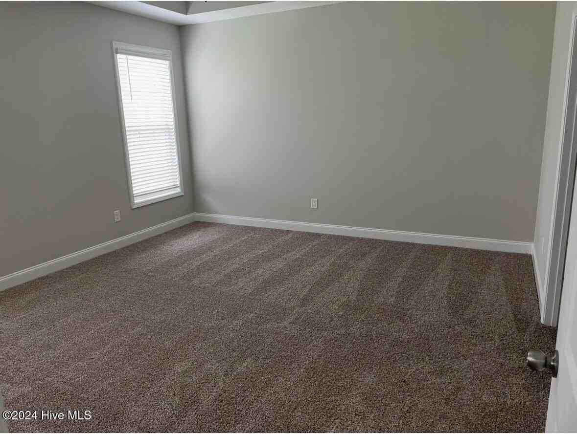 75 Winged Foot Rd - Photo 5 of 15