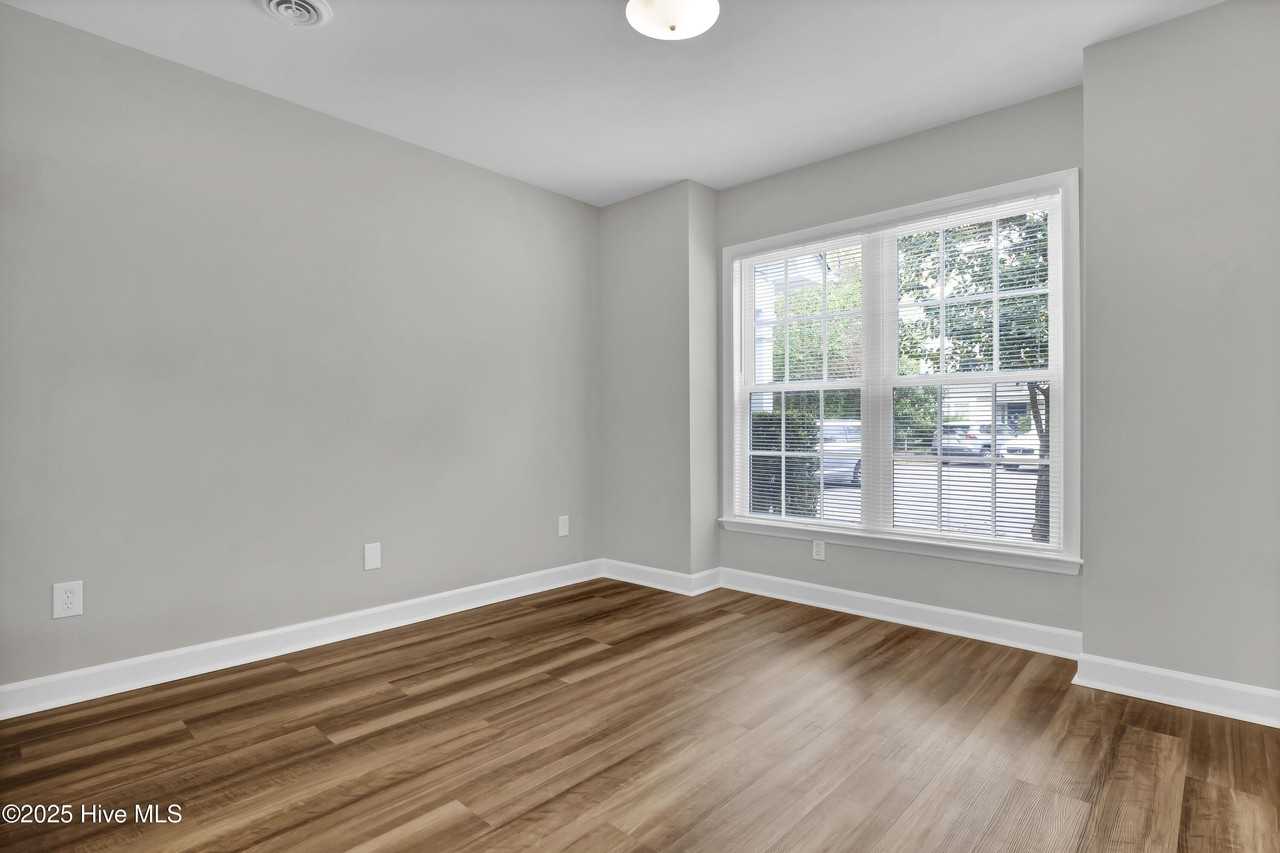 6211 Wrightsville Ave Apt 134 - Photo 5 of 36