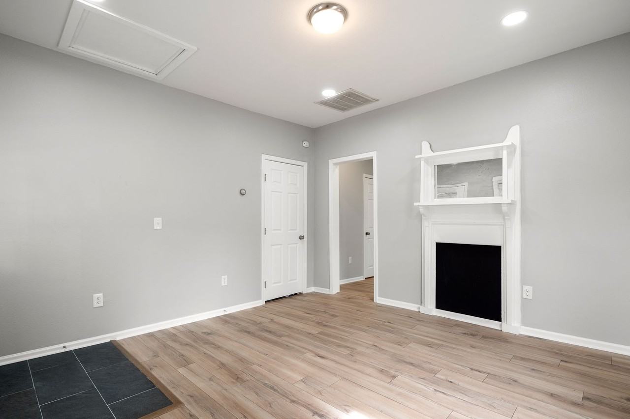 83 Washington Rd #2 - Photo 6 of 18