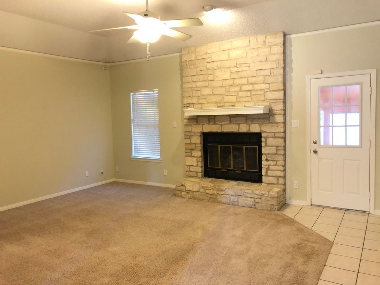 11403 Oak Knoll Dr - Photo 5 of 14