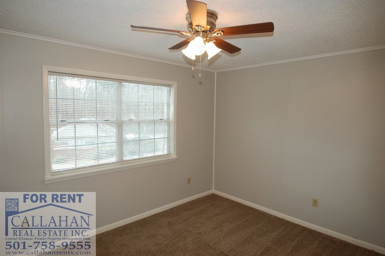 3013 Sharon Rd - Photo 7 of 29