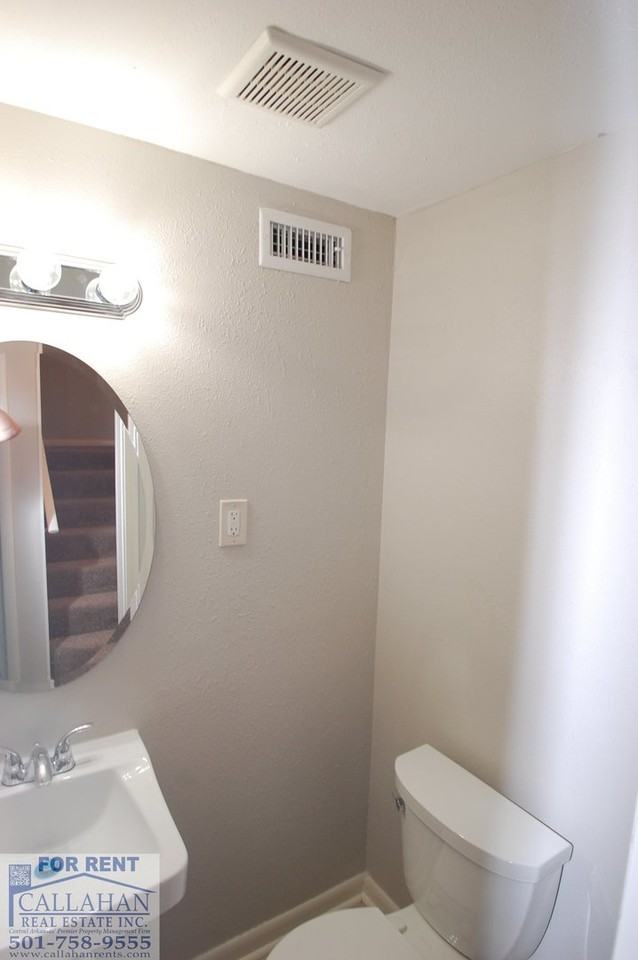 3013 Sharon Rd - Photo 3 of 29
