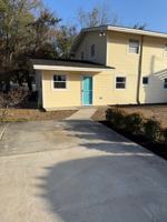 featured image of 218B 15th Ave S