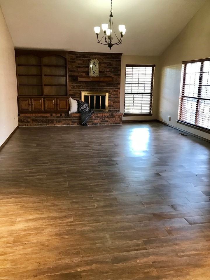 4340 Foxglove Ln - Photo 4 of 19