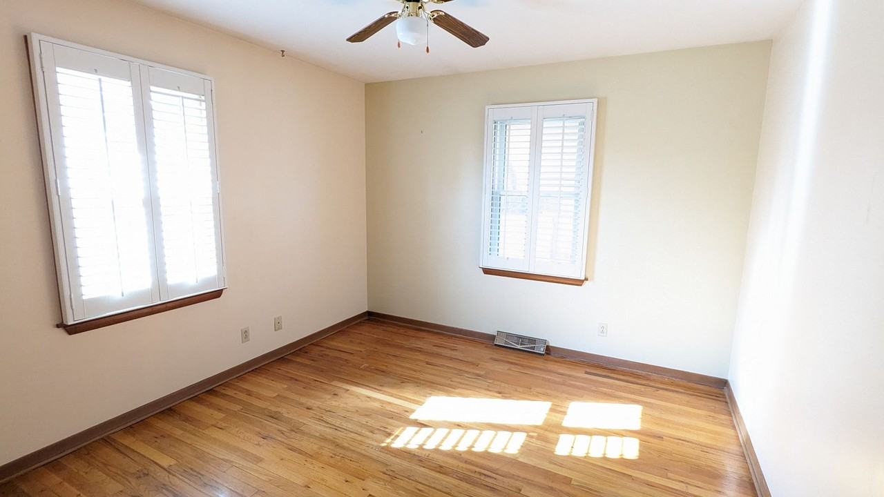 2812 4th Ave - Photo 6 of 11