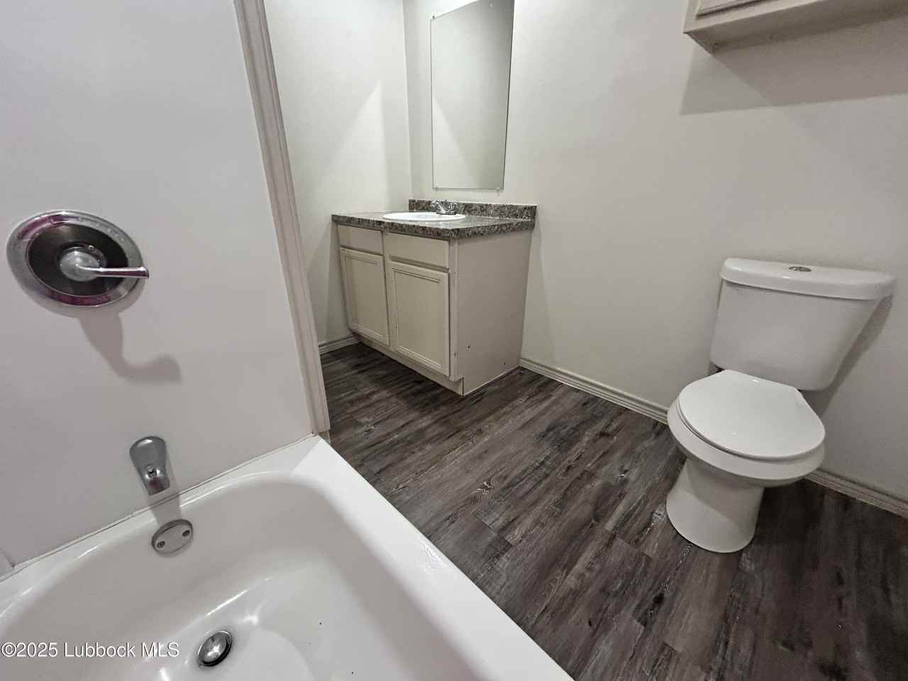 1912 21st St - Photo 7 of 9