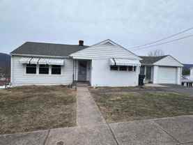 209 Burnside St - Photo 1 of 1