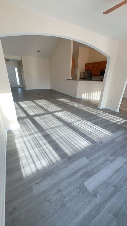 256 Gresham Ln - Photo 7 of 17