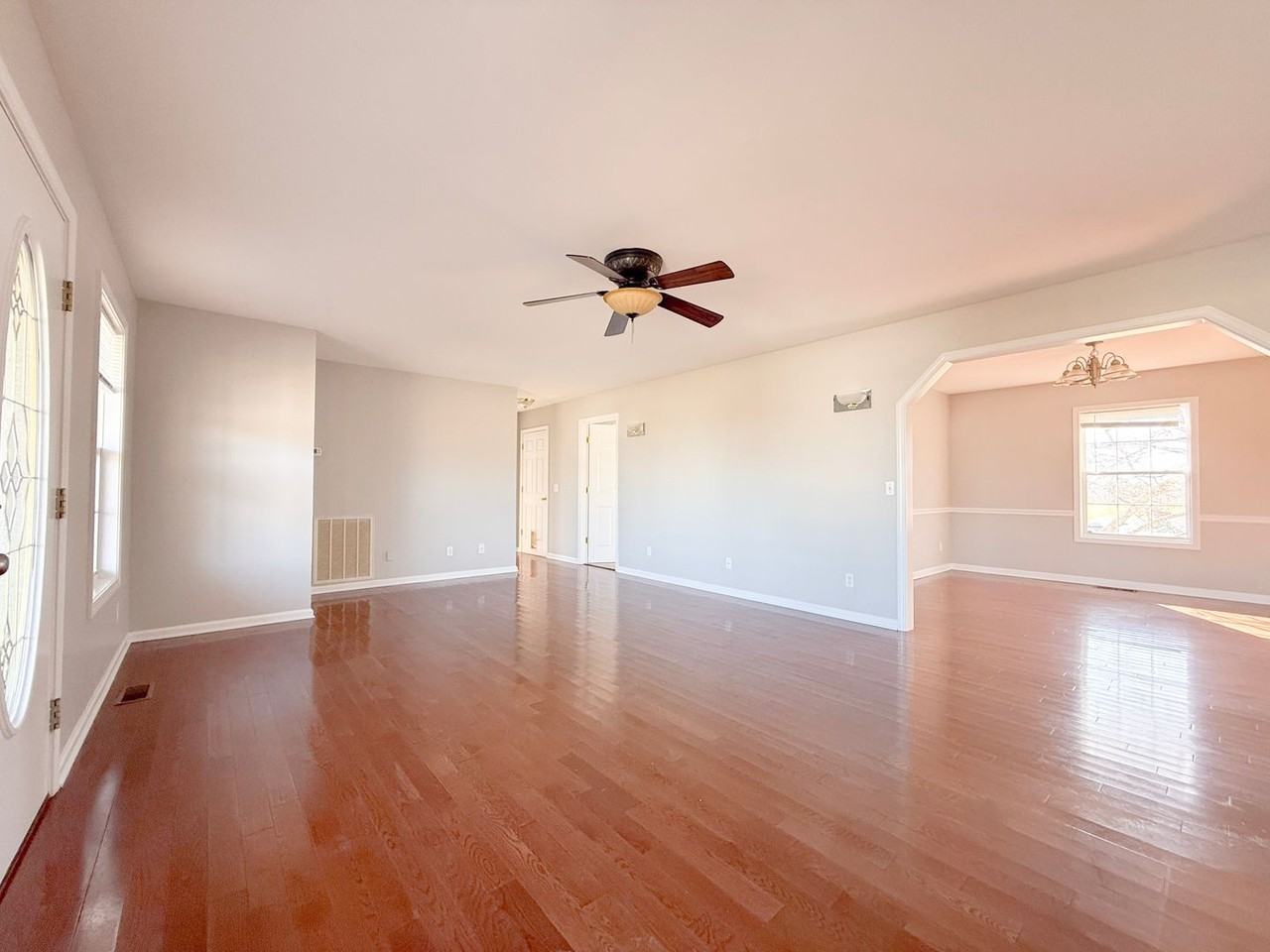 3901 High Meadow Dr - Photo 2 of 47