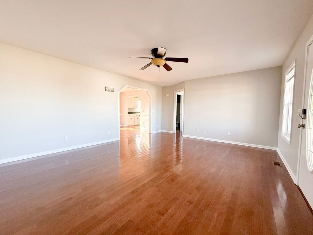 3901 High Meadow Dr - Photo 3 of 47