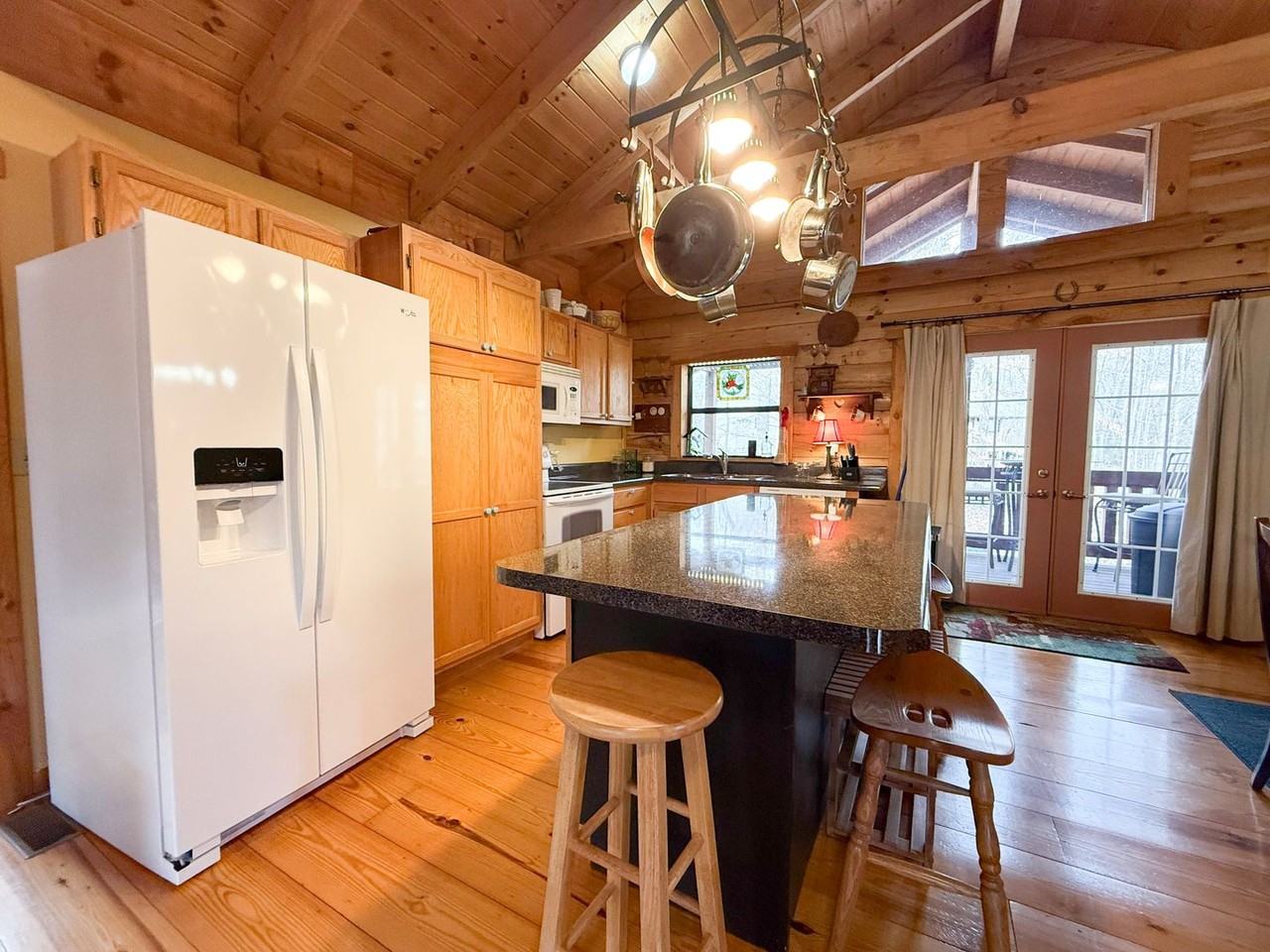 376 E Cove Rd - Photo 7 of 25