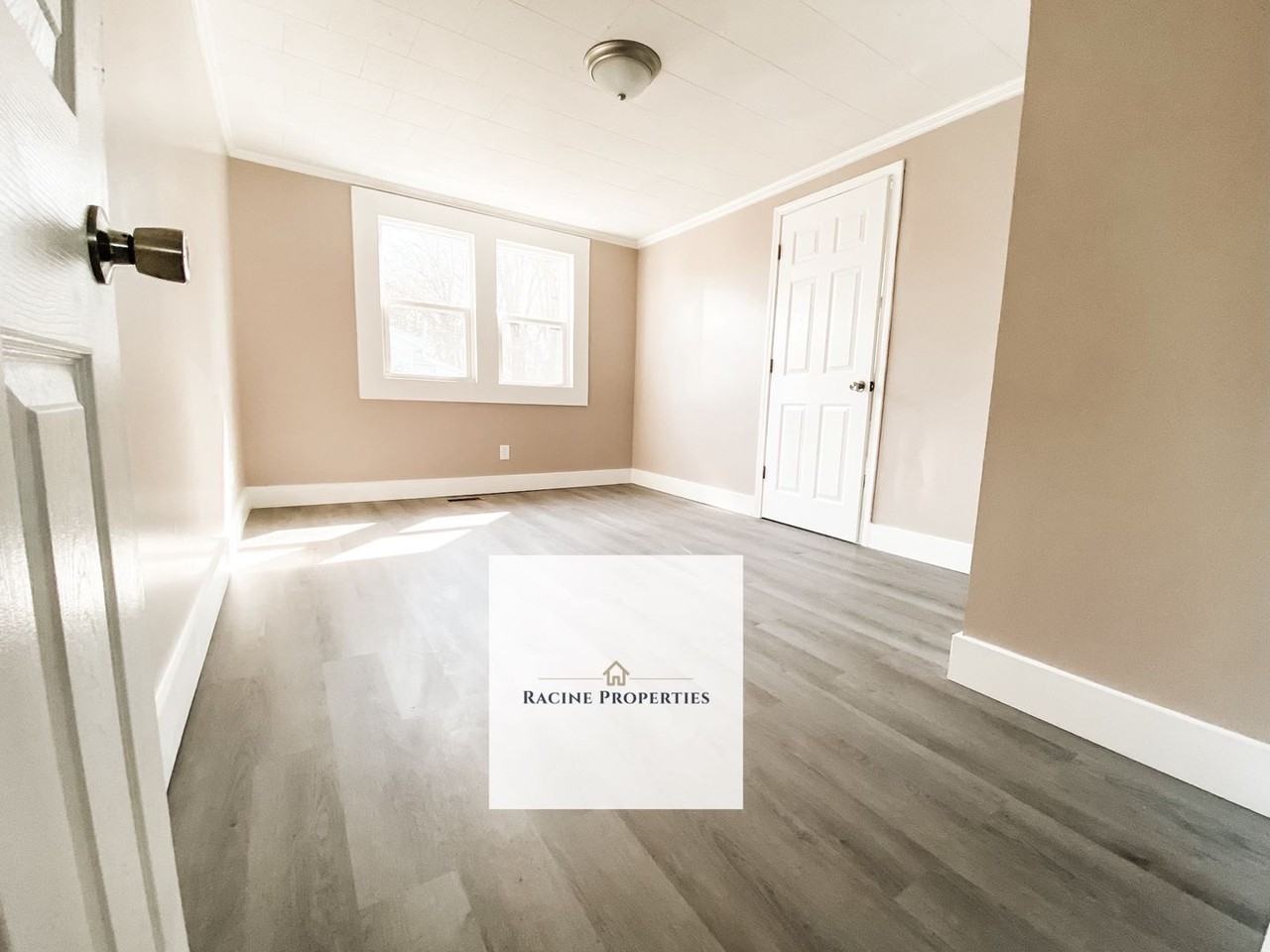 123 N Livingston St - Photo 5 of 12