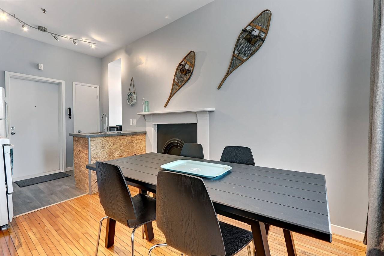 131 Rue Sainte-Anne #3 - Photo 5 of 12