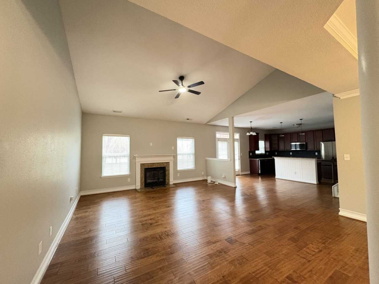 6025 Mainsail Ln - Photo 5 of 43