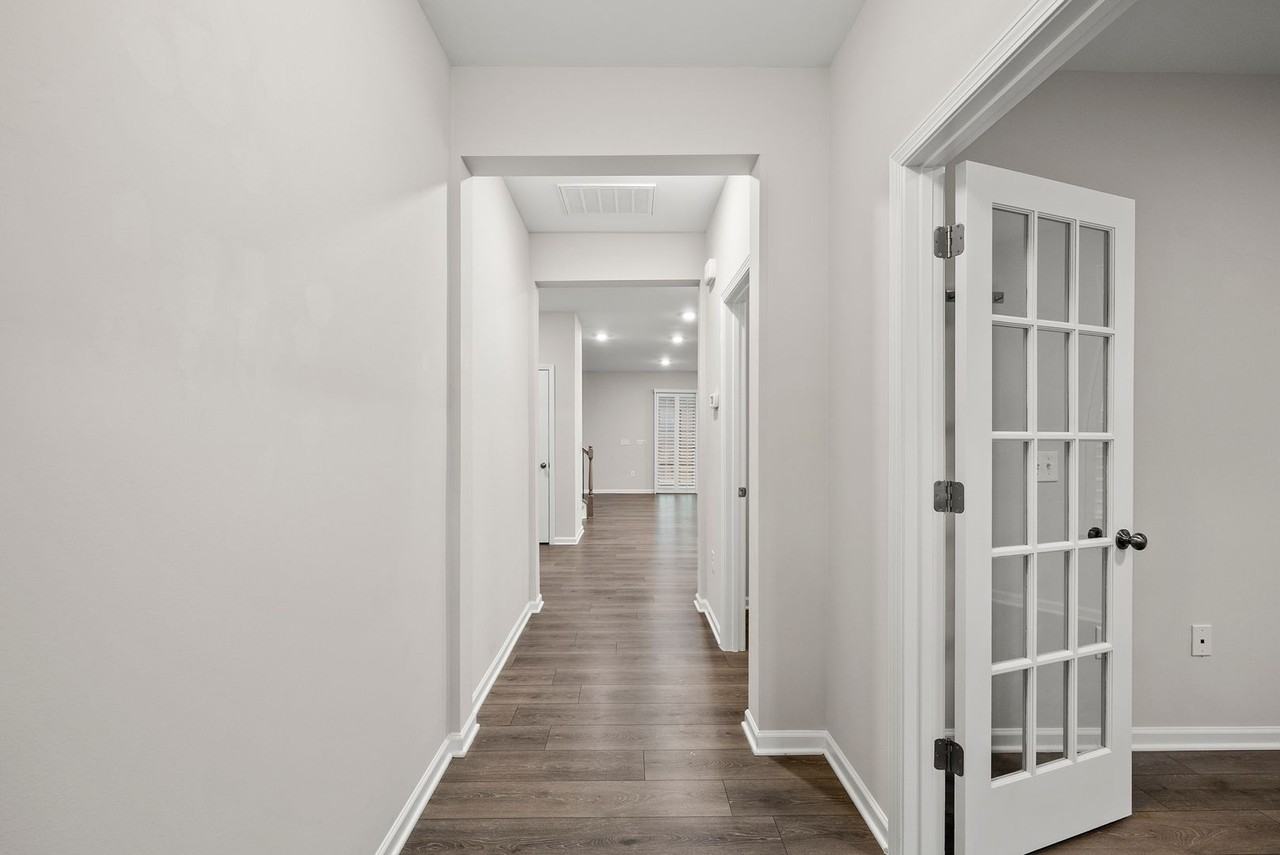 2116 Curry Meadow Way - Photo 4 of 44