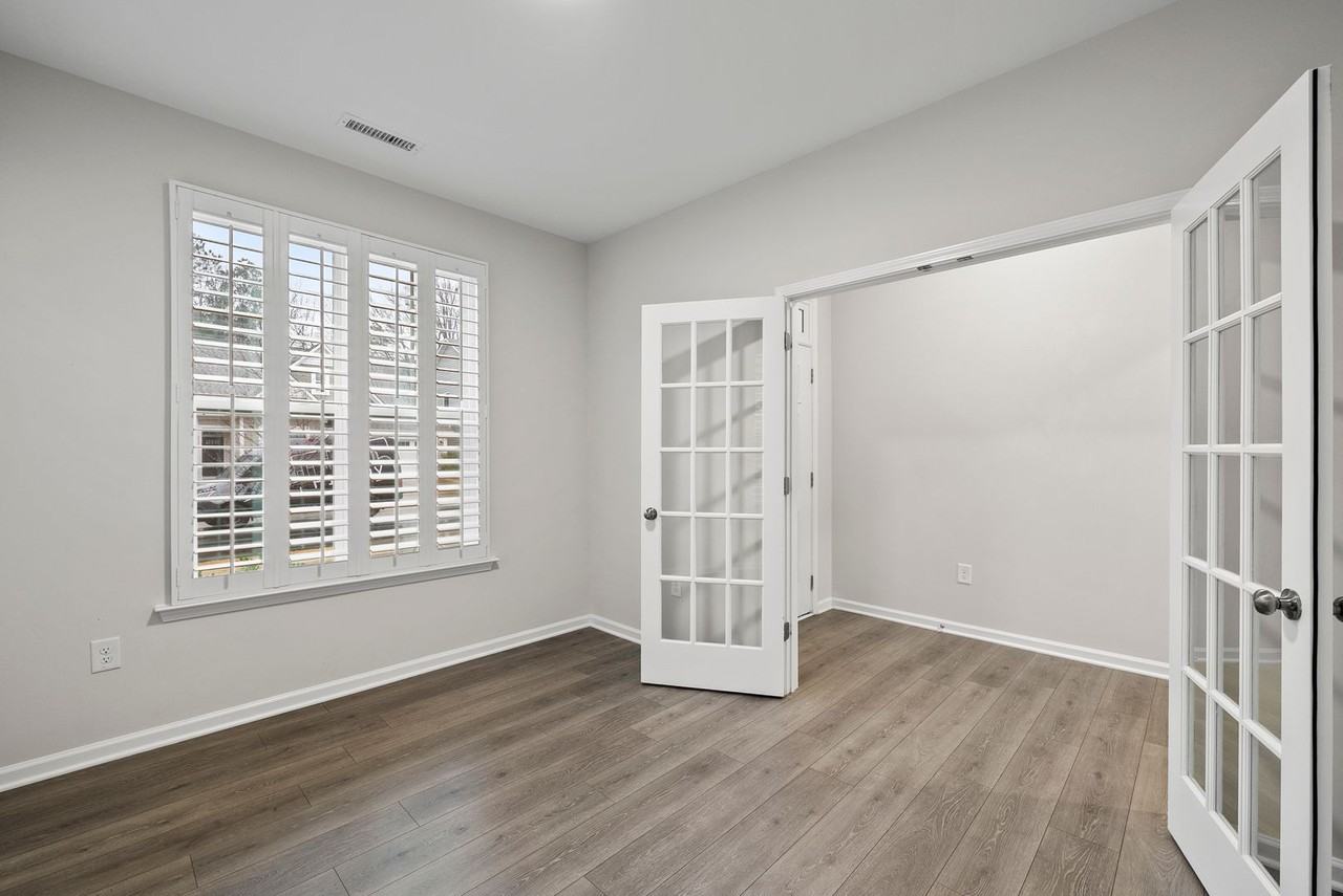 2116 Curry Meadow Way - Photo 6 of 44