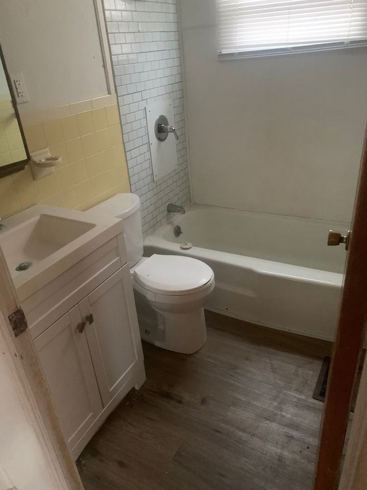 1218 E Lenox Ave - Photo 7 of 7