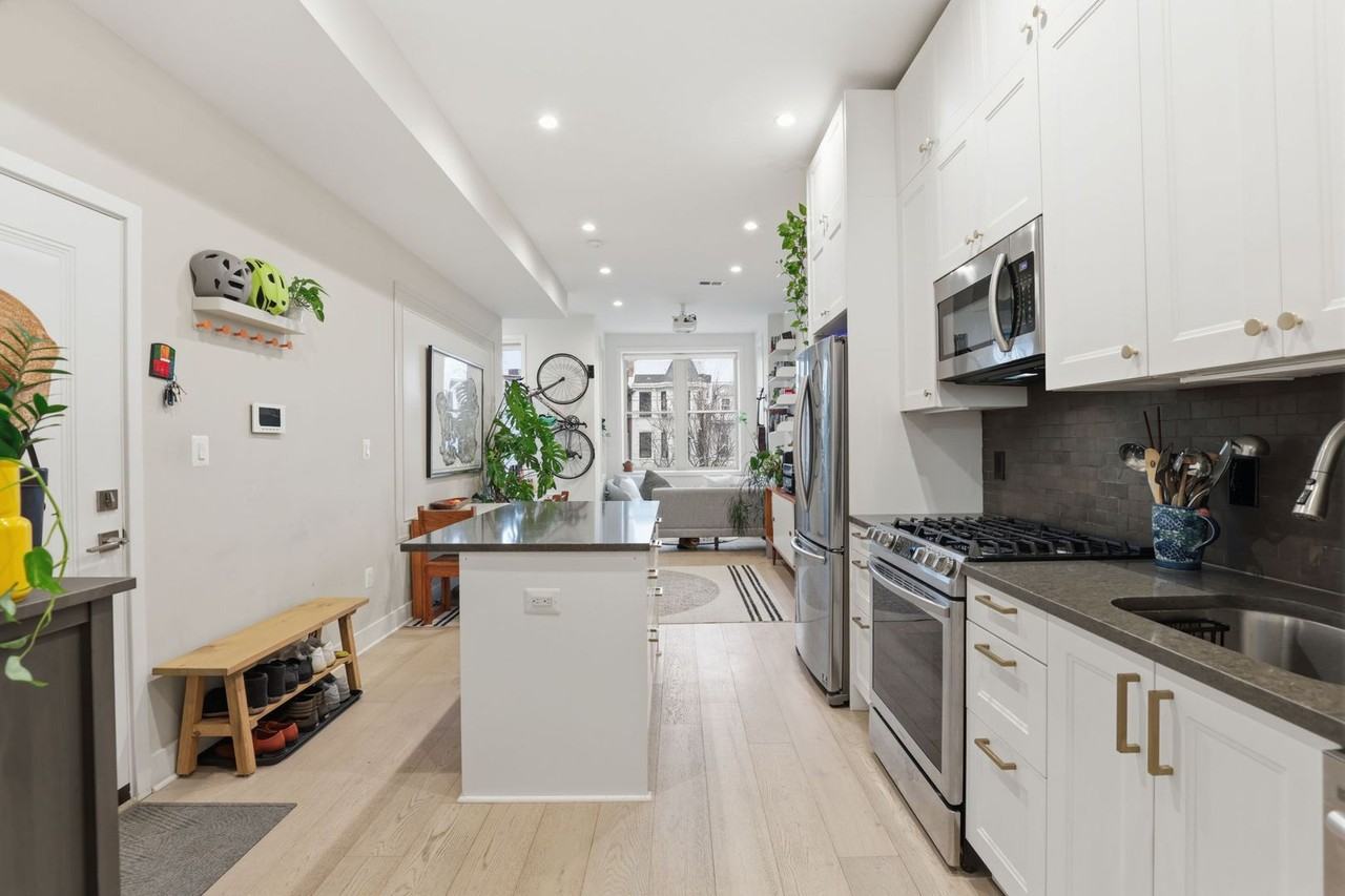 2812 13th St Nw #3 - Photo 6 of 23