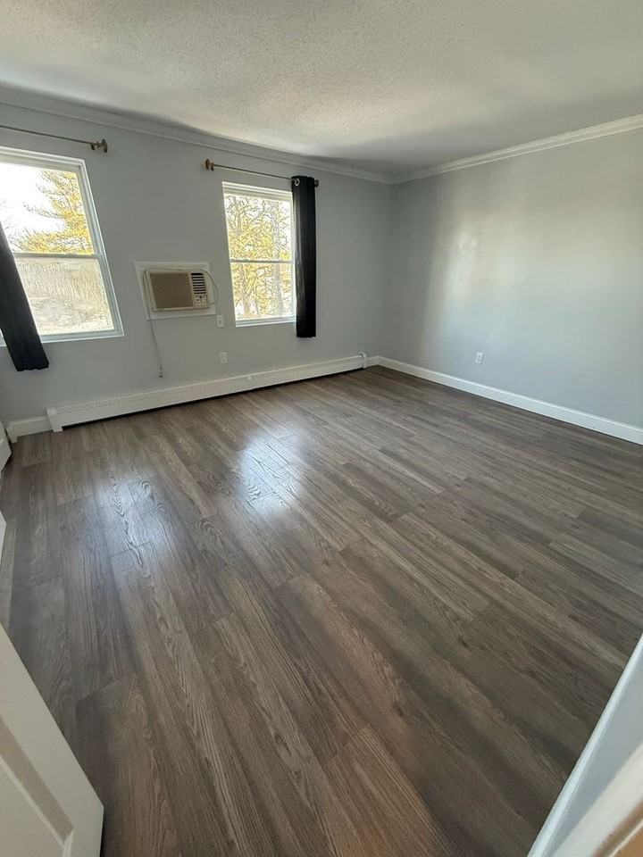 30 Pine Valley Dr - Photo 4 of 11