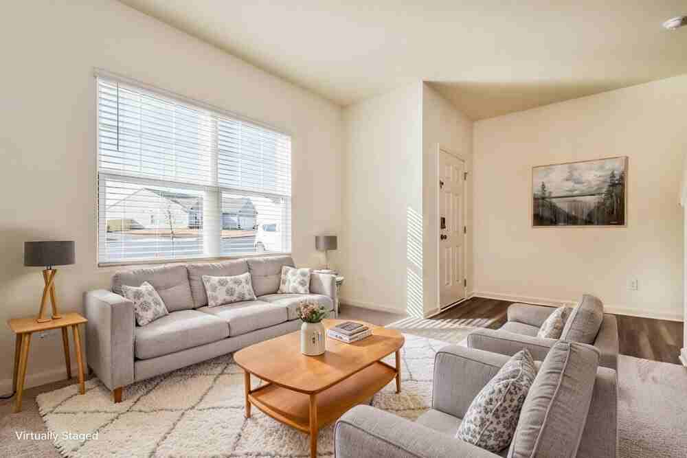 367 Greenwalk Pl - Photo 4 of 20