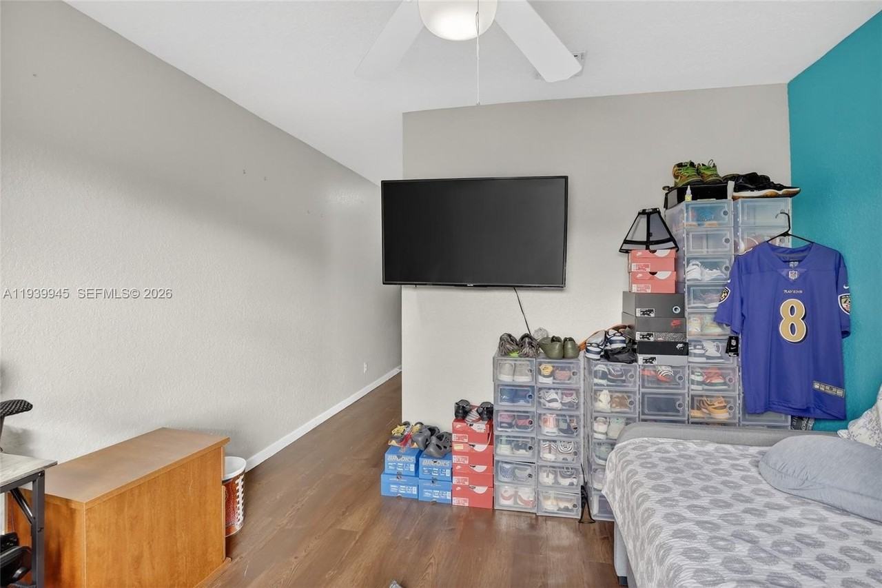 5436 Nw 90th Ter #5436 - Photo 6 of 29