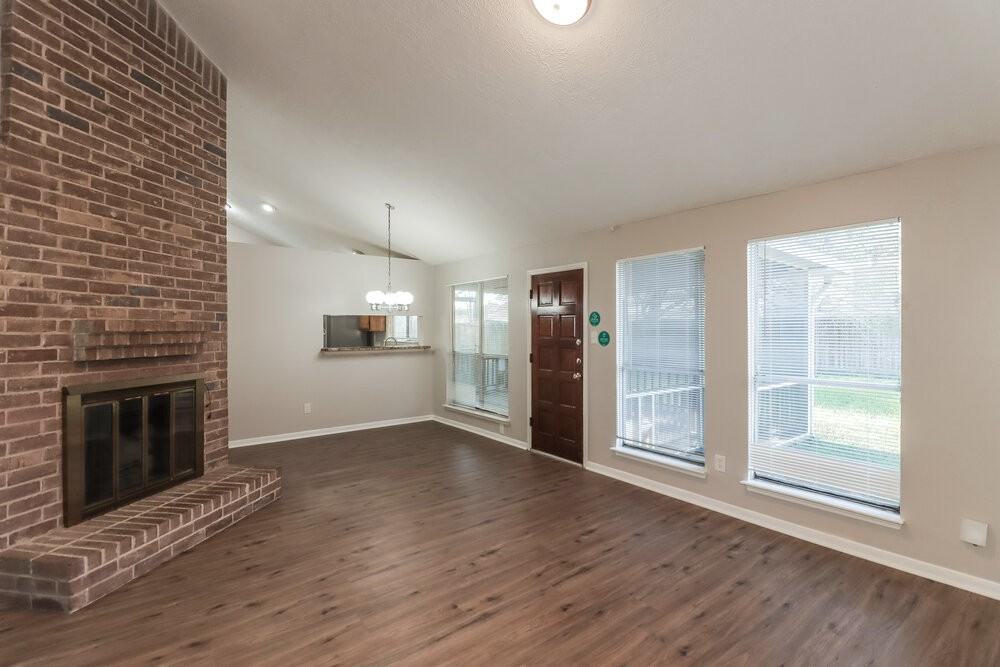 3919 Monteith Dr - Photo 6 of 19