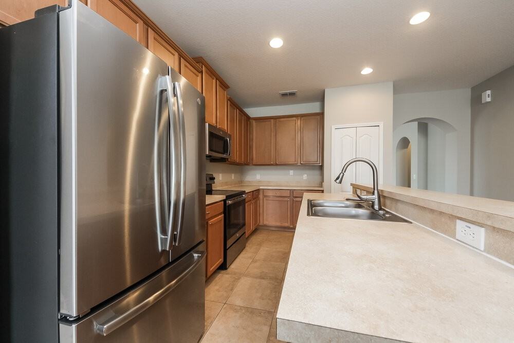 2606 Corsini Ln - Photo 6 of 15