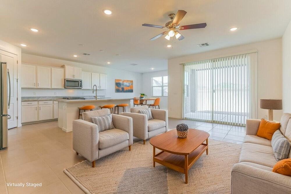 35792 N Bloom St - Photo 3 of 19