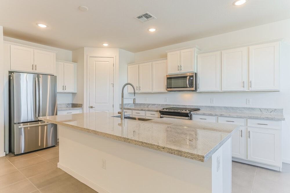 35792 N Bloom St - Photo 7 of 19