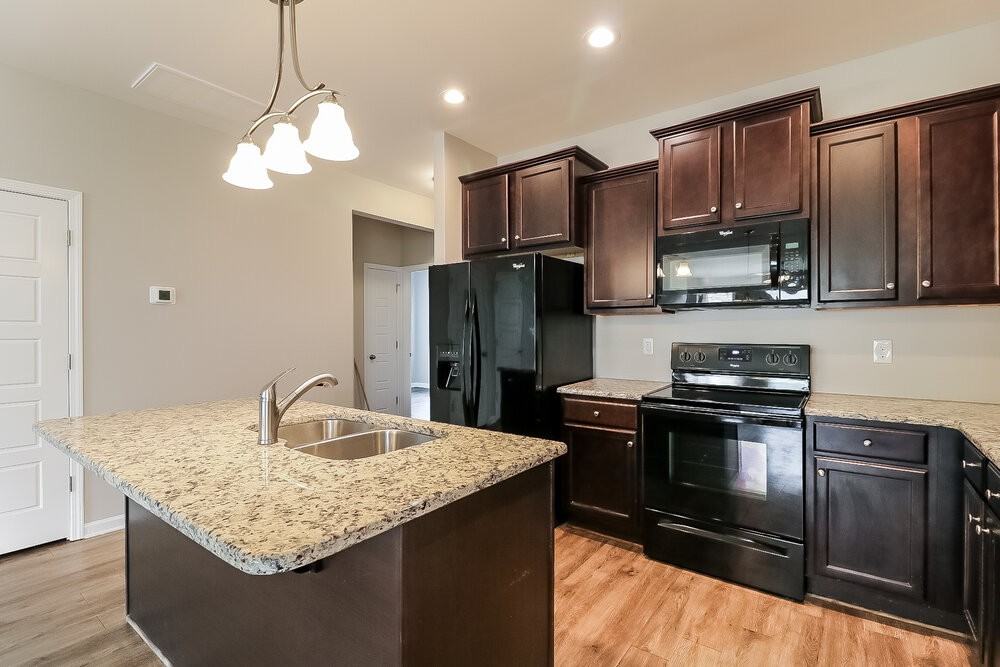 53 Manito Pl - Photo 6 of 16