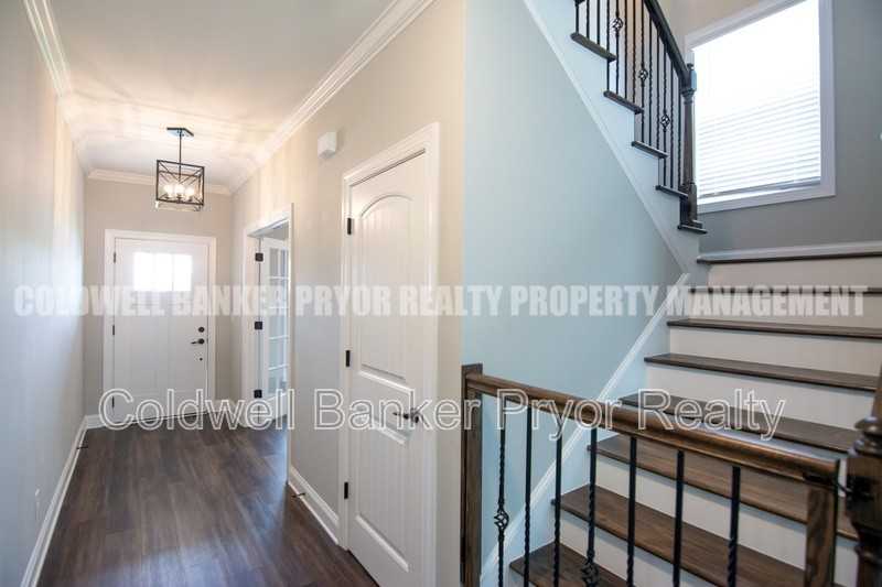 3578 Red Barn Lane - Photo 4 of 50