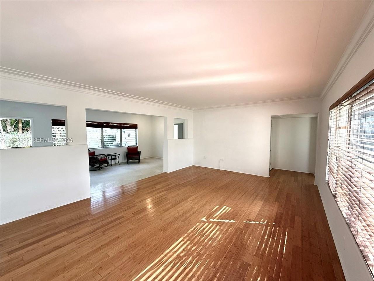 845 Fairway Dr - Photo 6 of 25