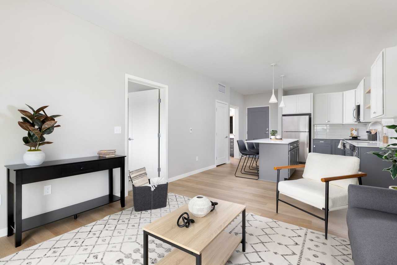 Wild Oak - Photo 4 of 50