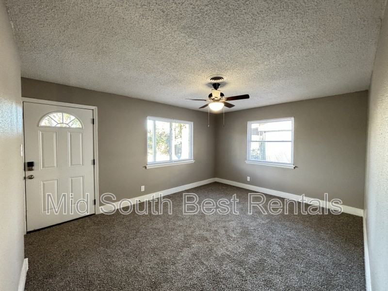 5715 W 50th St - Photo 2 of 8