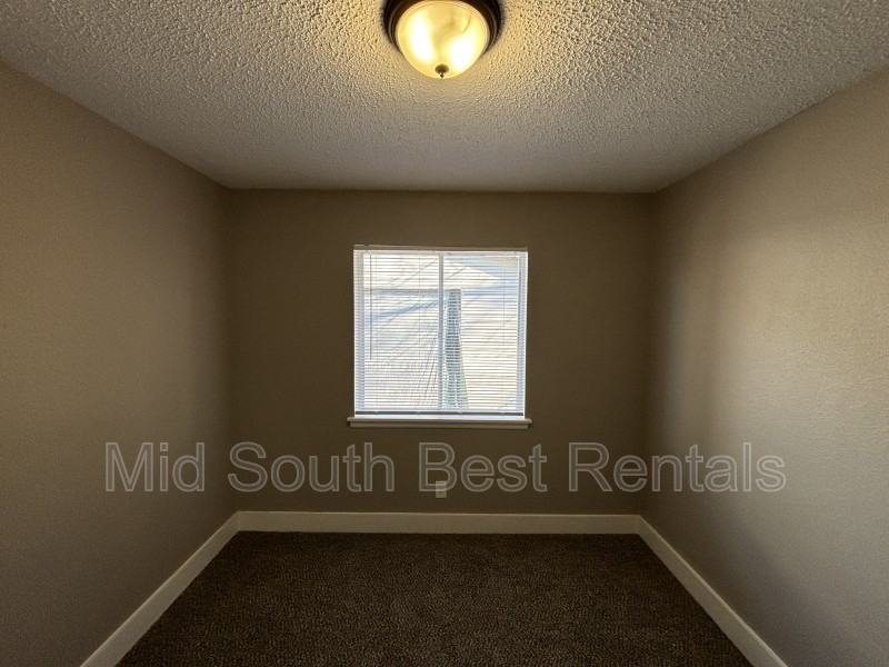 5715 W 50th St - Photo 5 of 8