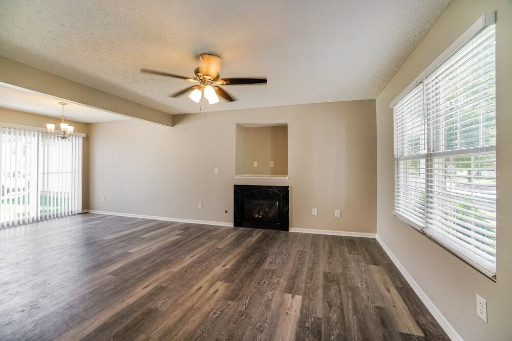 8752 Arrowtip Ln - Photo 5 of 17