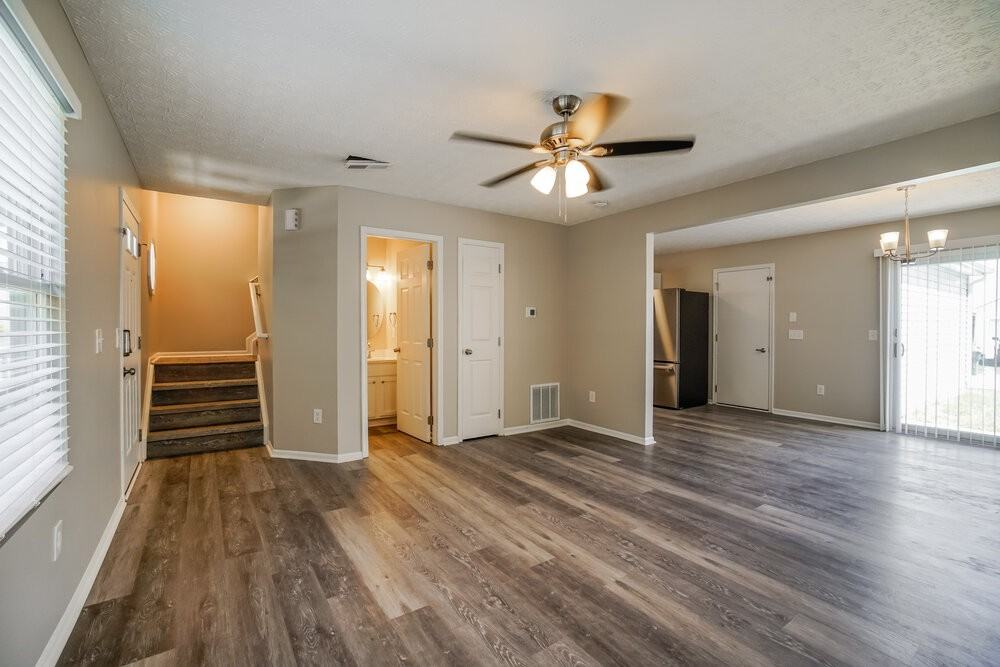 8752 Arrowtip Ln - Photo 6 of 17