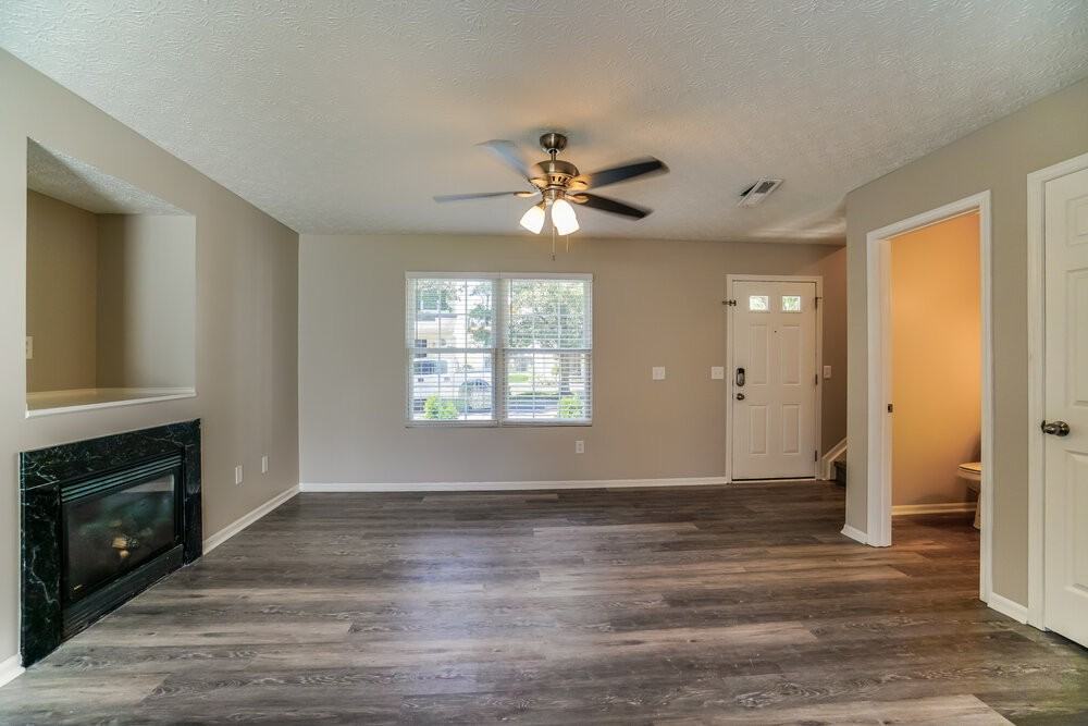 8752 Arrowtip Ln - Photo 7 of 17