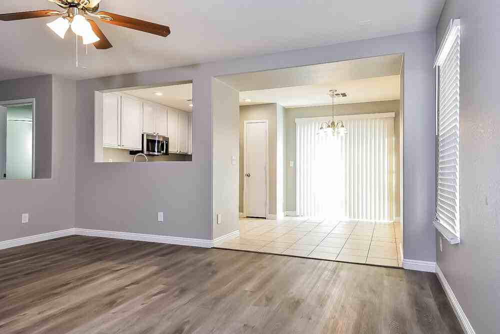 4913 Shady Rim Ct - Photo 4 of 19