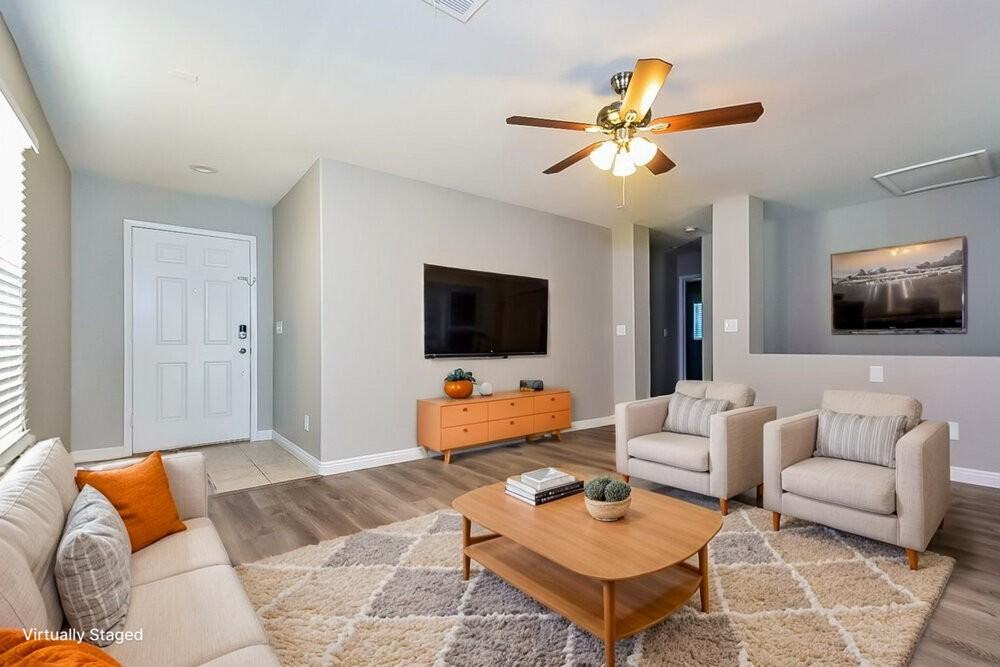 4913 Shady Rim Ct - Photo 5 of 19