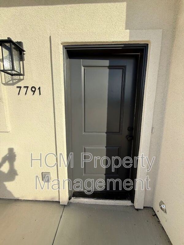 7793 15th St - Photo 6 of 26