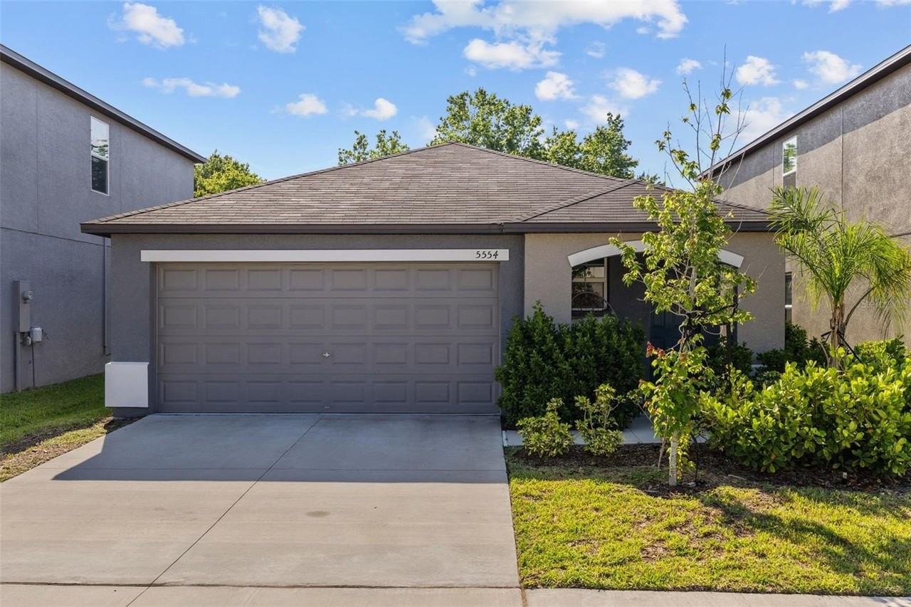 5554 Blue Azure Dr - Photo 6 of 43