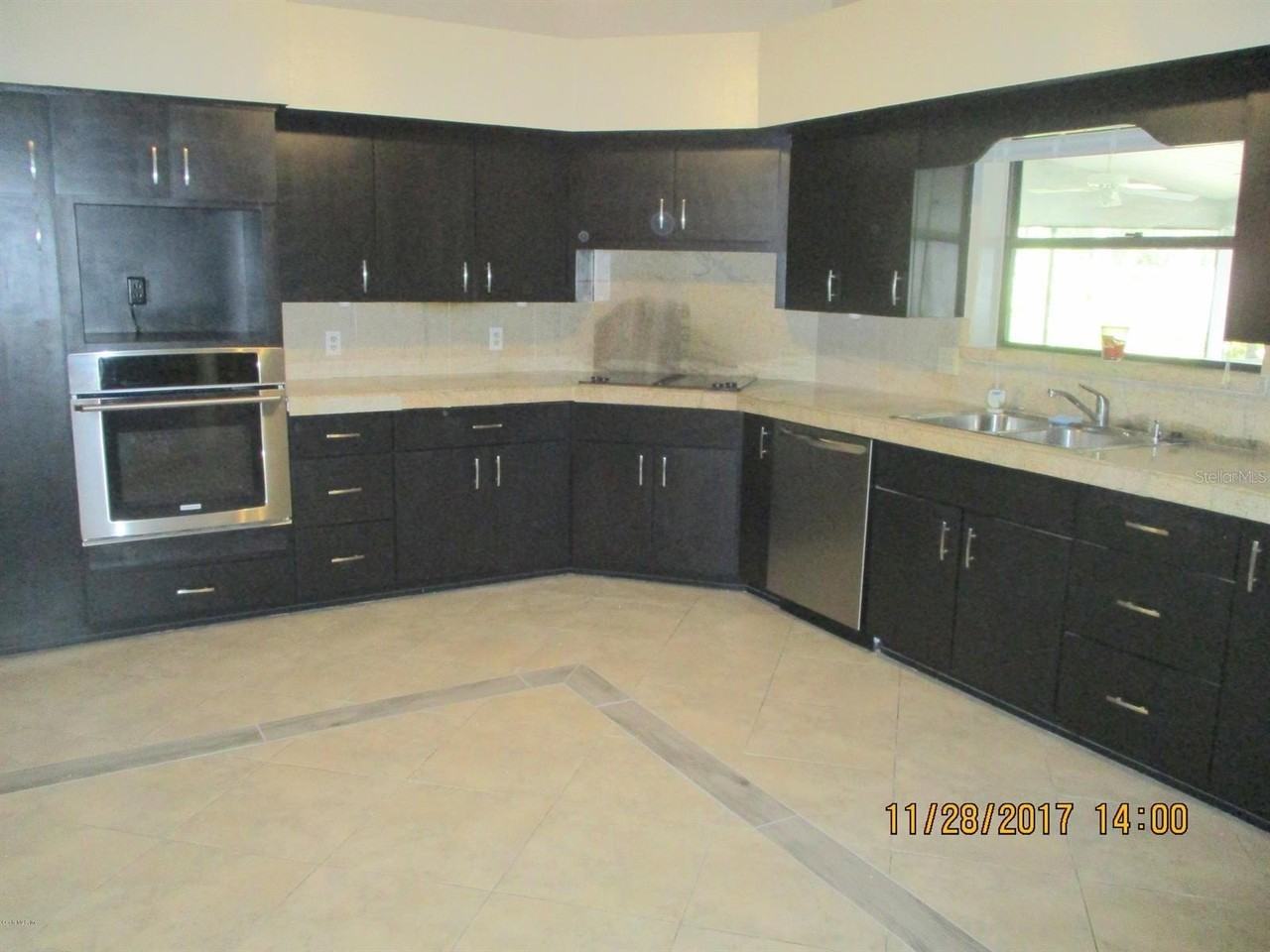 731 Se 46th Ct - Photo 5 of 17