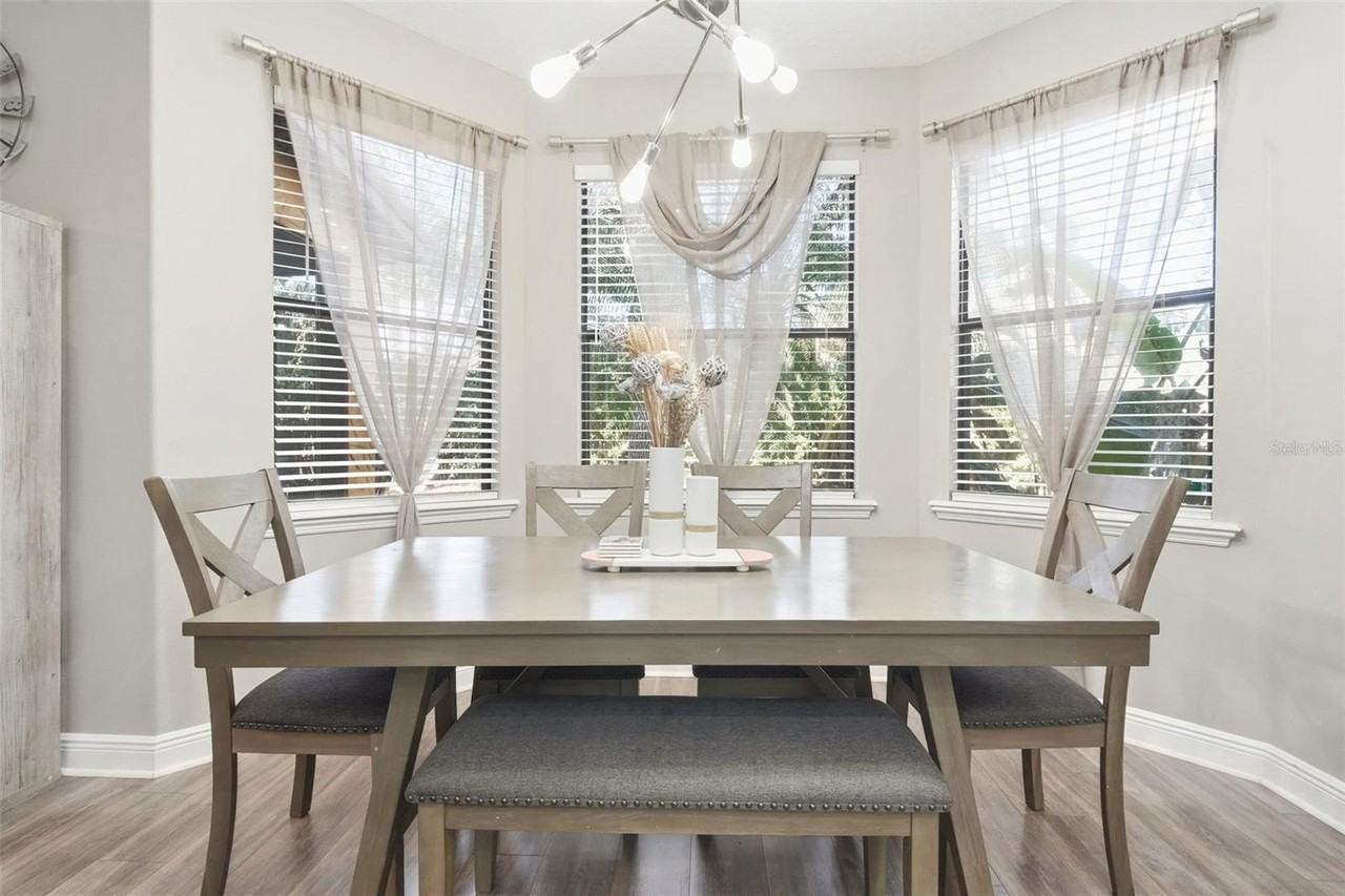 119 Elissar Dr - Photo 7 of 50