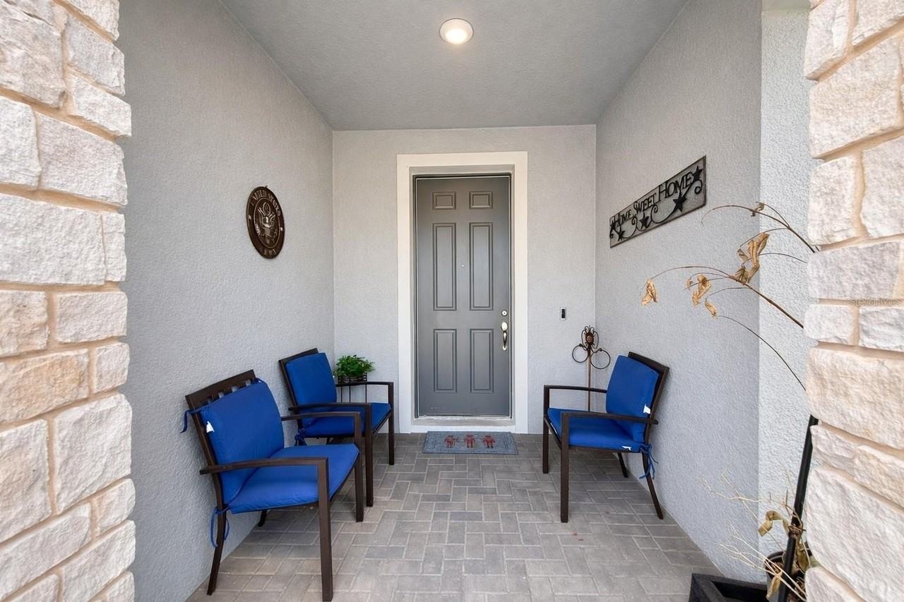 4054 Pindo Palm Ln - Photo 4 of 36