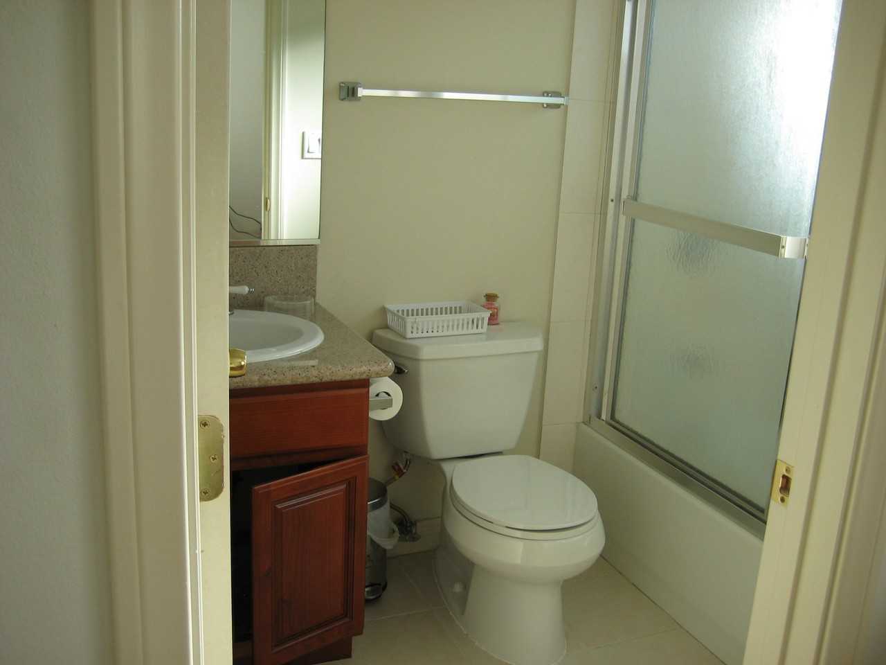 11407 Culver Boulevard - Photo 2 of 4