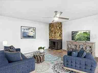 9444 Tradewinds Ave - Photo 7 of 11