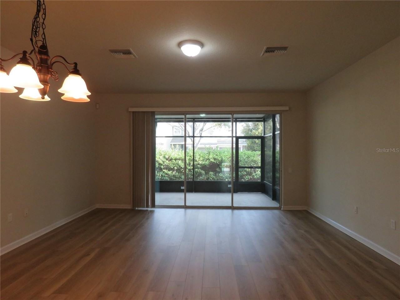 10224 Red Currant Ct - Photo 7 of 10